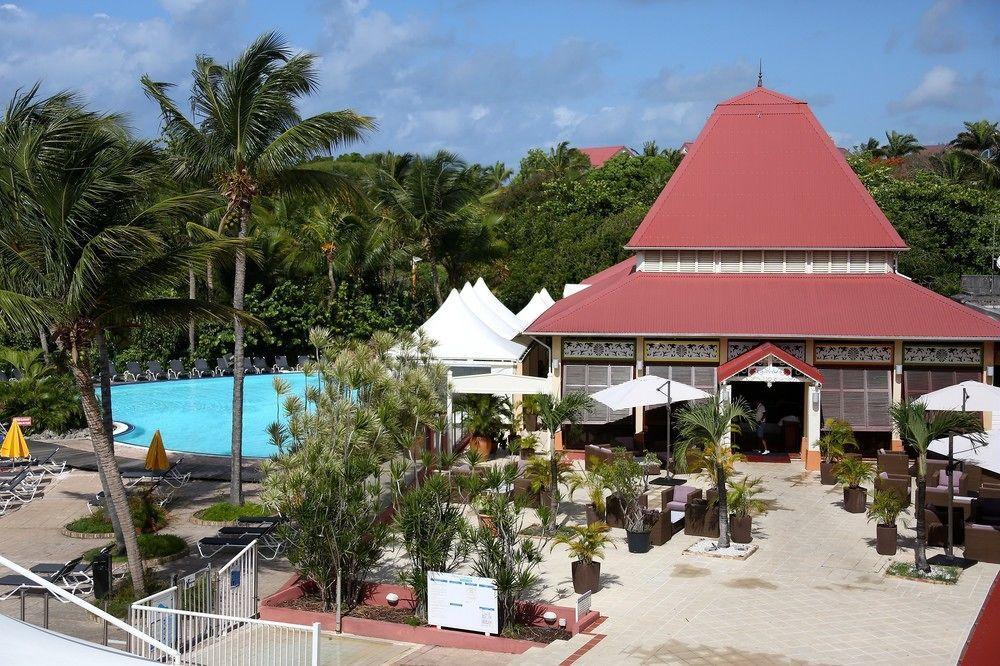 Pierre & Premium Les Tamarins 3*