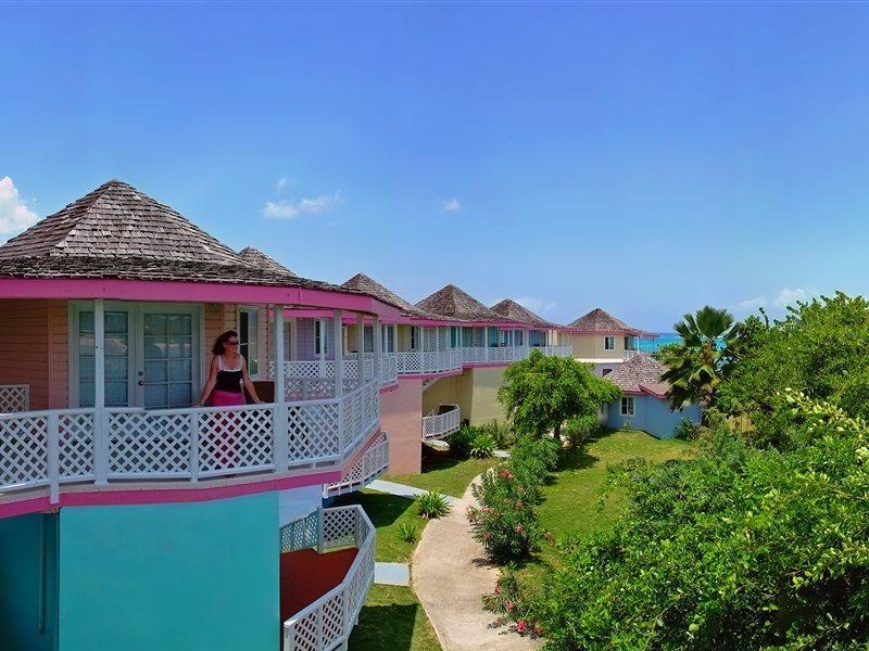 Arawak Beach 2*