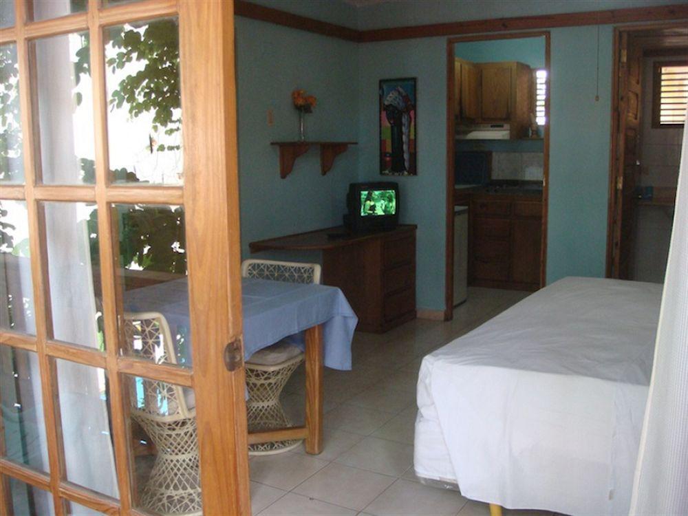 Neptuno Refugio 3* Boca Chica