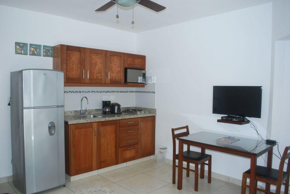 Bahia Aparthotel 3*