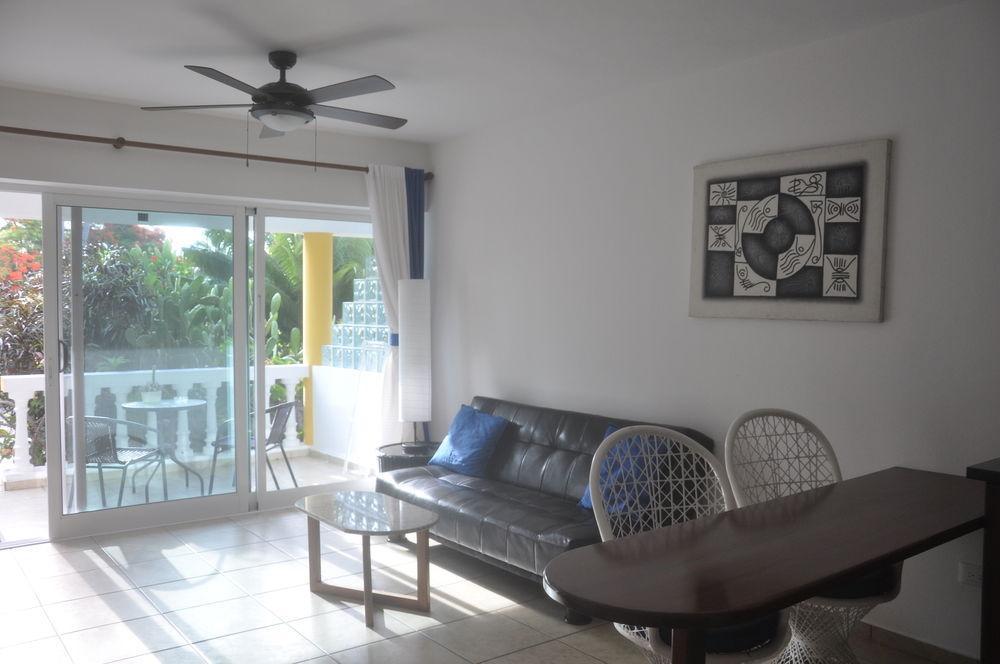Bahia Aparthotel 3*
