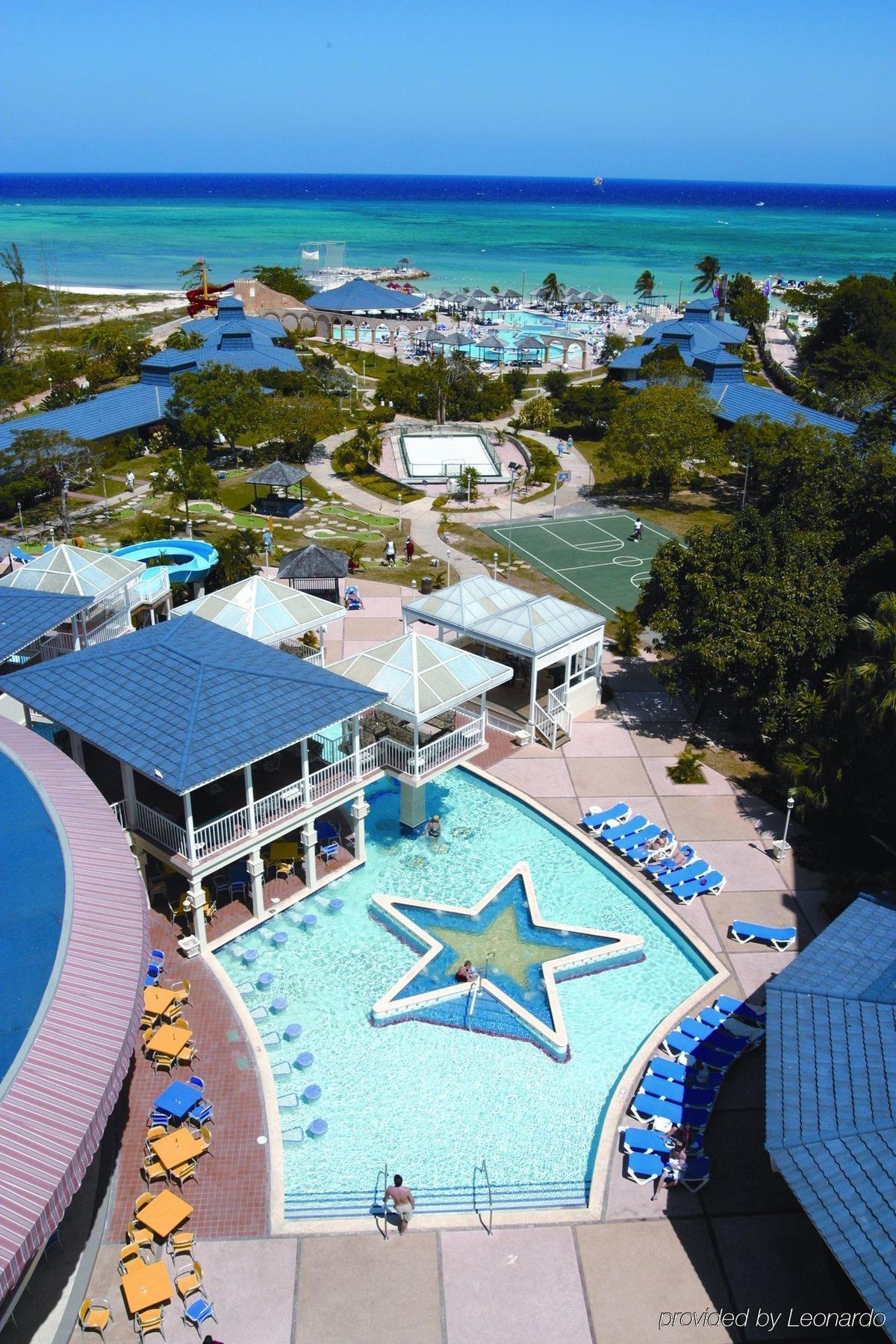 Breezes Trelawny 3*