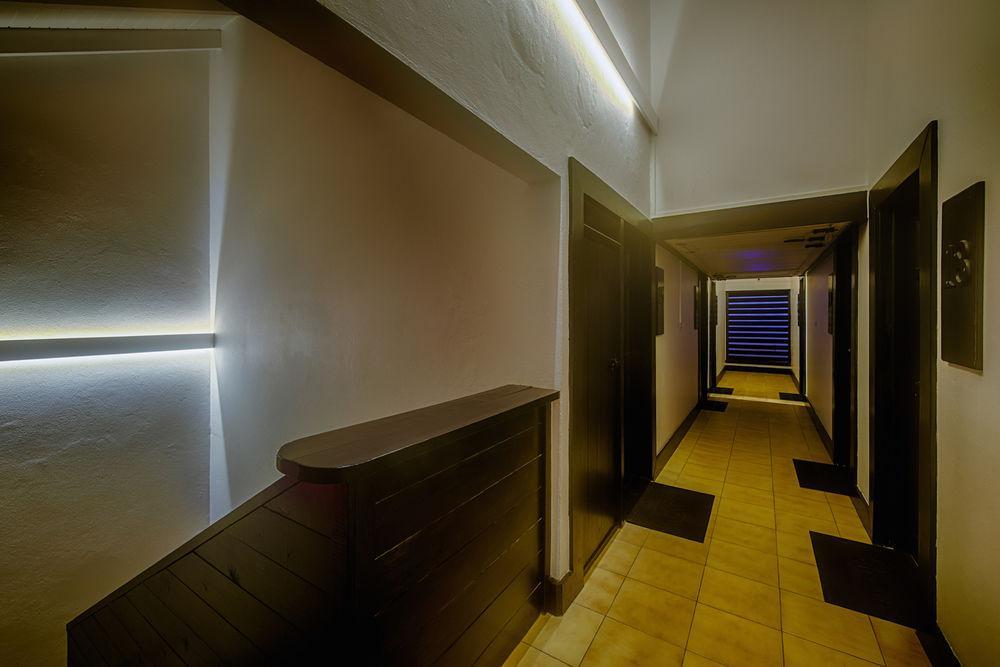 Love Hotel Hotel