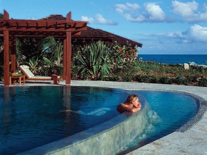 Peter Island 4*