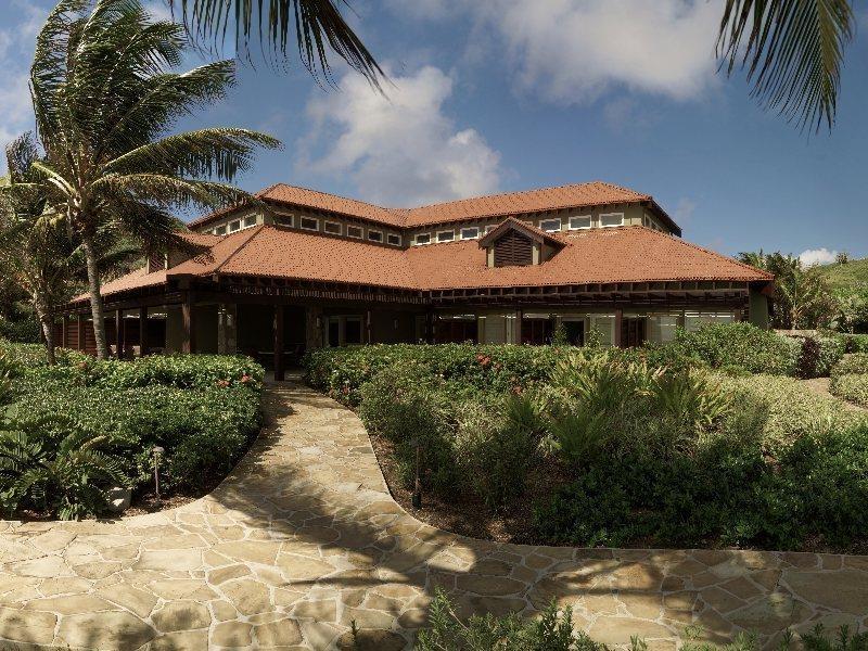 Peter Island 4*