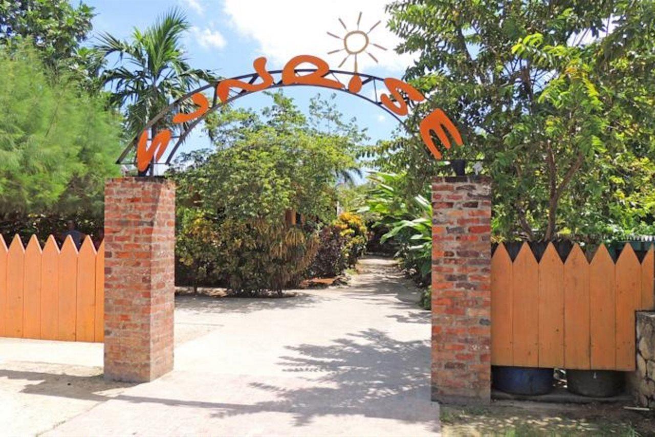 Hotel Sunrise Club Negril