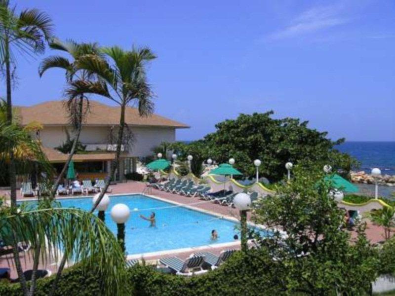 Hotel Club Ambiance (adults Only)