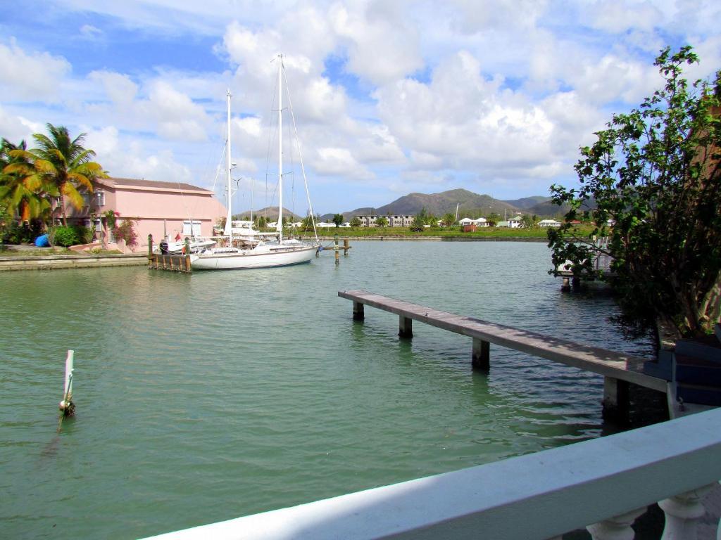 Hbk At Jolly Harbour