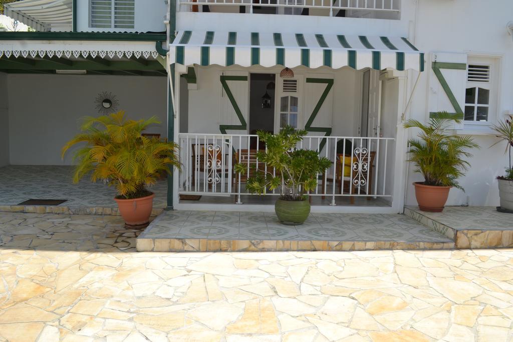 La Nicotoria * Deshaies