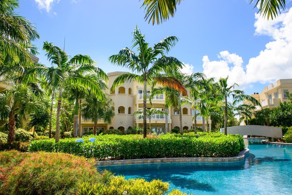 Resort The Hamilton &