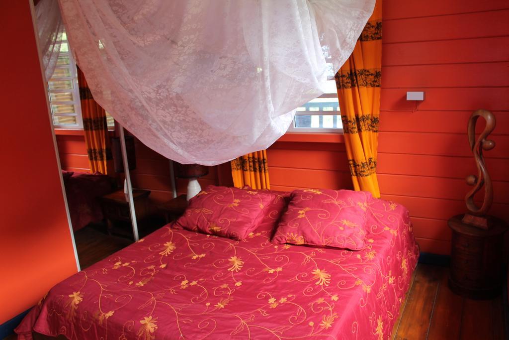 Villasticreole Holiday home