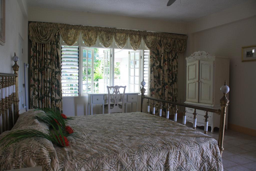The Crest Conference And Retreat Facility Pousada Port Antonio