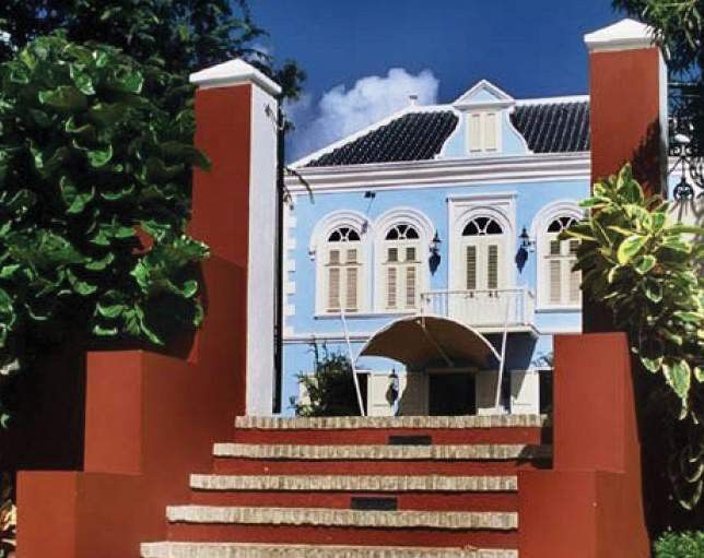 Kura Hulanda Village & Hotel 3*