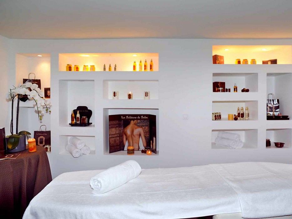 Hommage & Residences Hotel