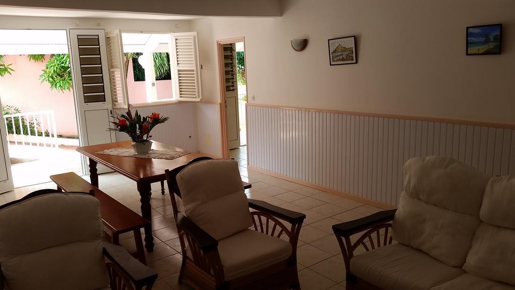 Chez Lucia Et Donatien