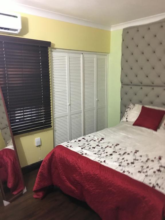Apartment Abacus Jamaica The Zana *