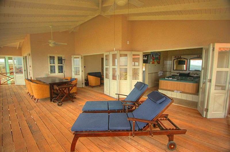 Caribbean Club Aparthotel 3*