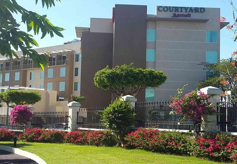 Hotel Courtyard By Marriott Kingston, Jamaica 4*