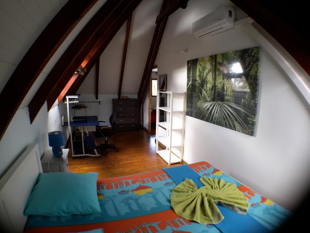 Appartement Les Bougainvilliers Vue Mer Guest house