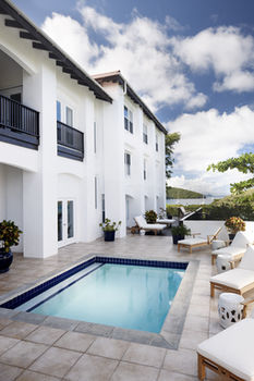 Peter Island 4*