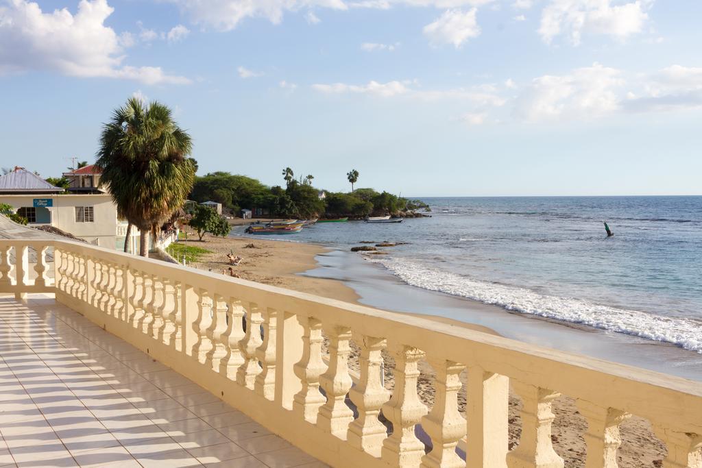 Golden Sands