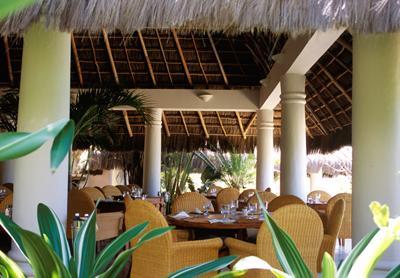 Hotel Tamarind & Yacht Club 4*