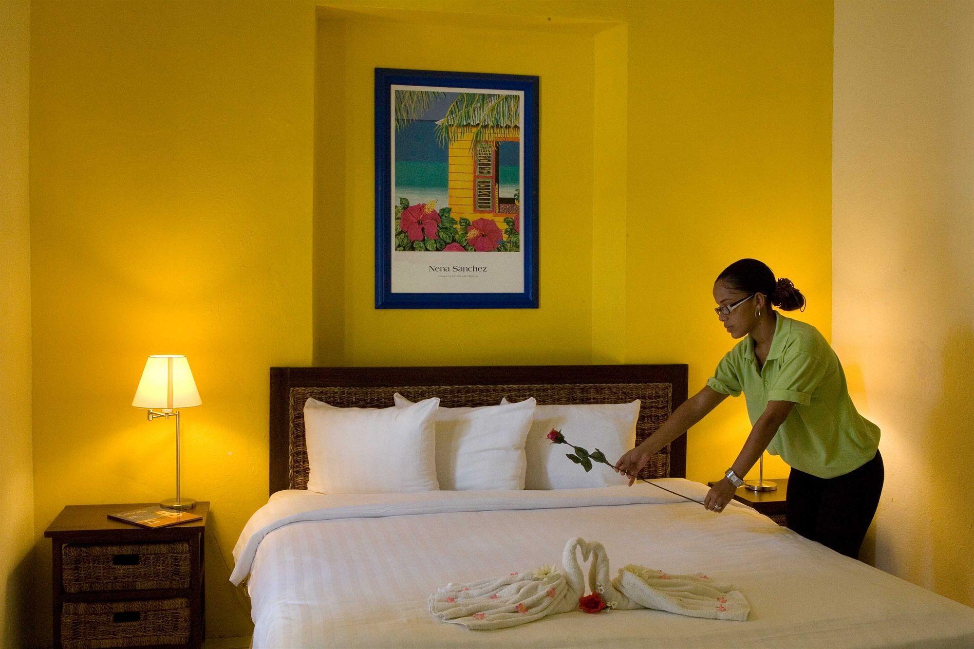 Hotel Academy Curacao