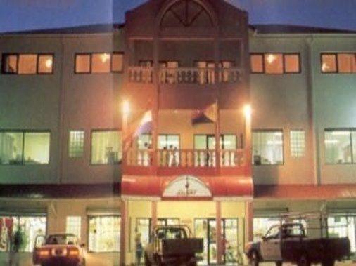 Carl's Unique & Conference Facilities Hotel