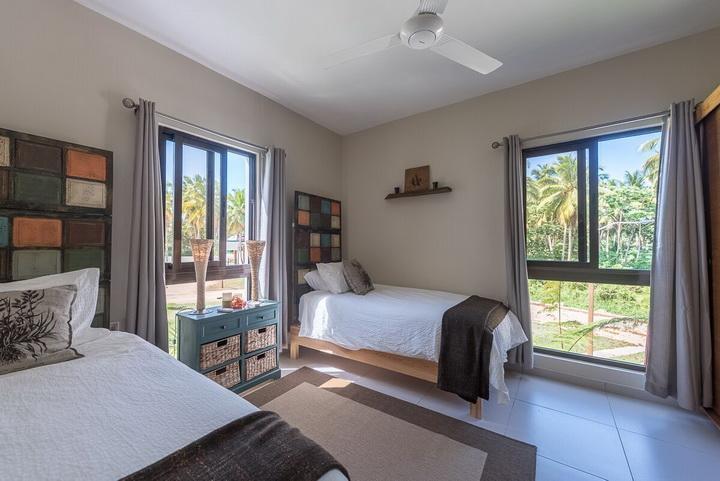 Cocos Residences *
