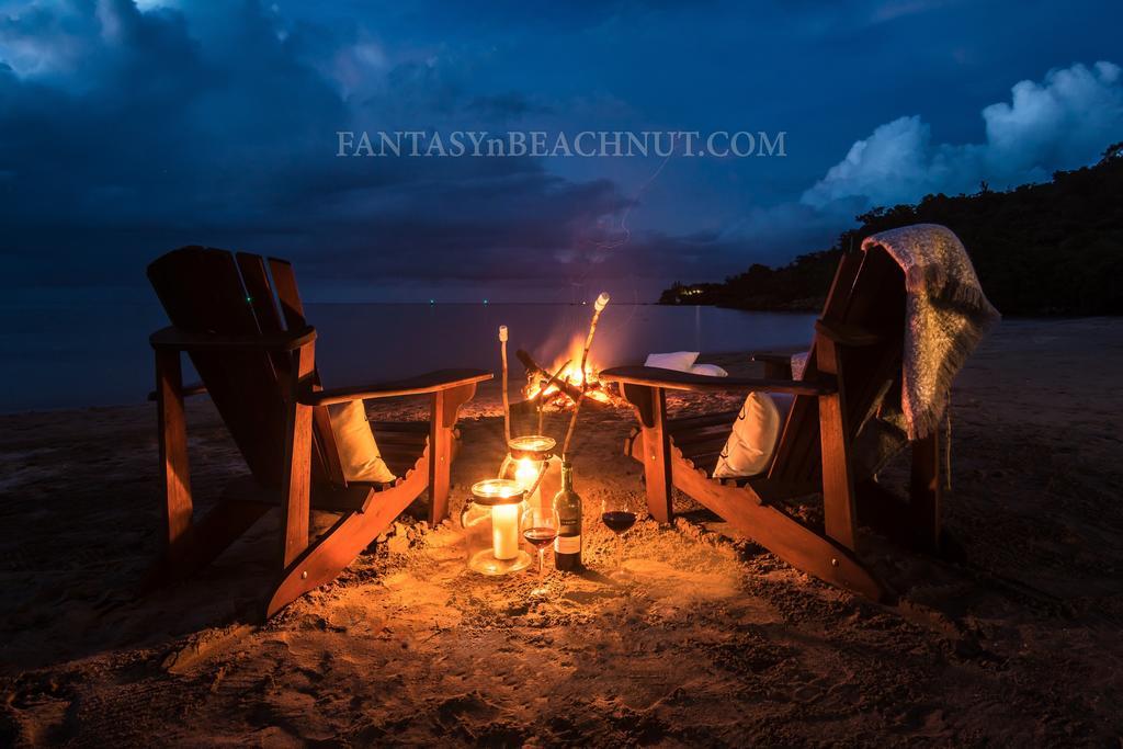 Fantasy & Beachnut Villas *