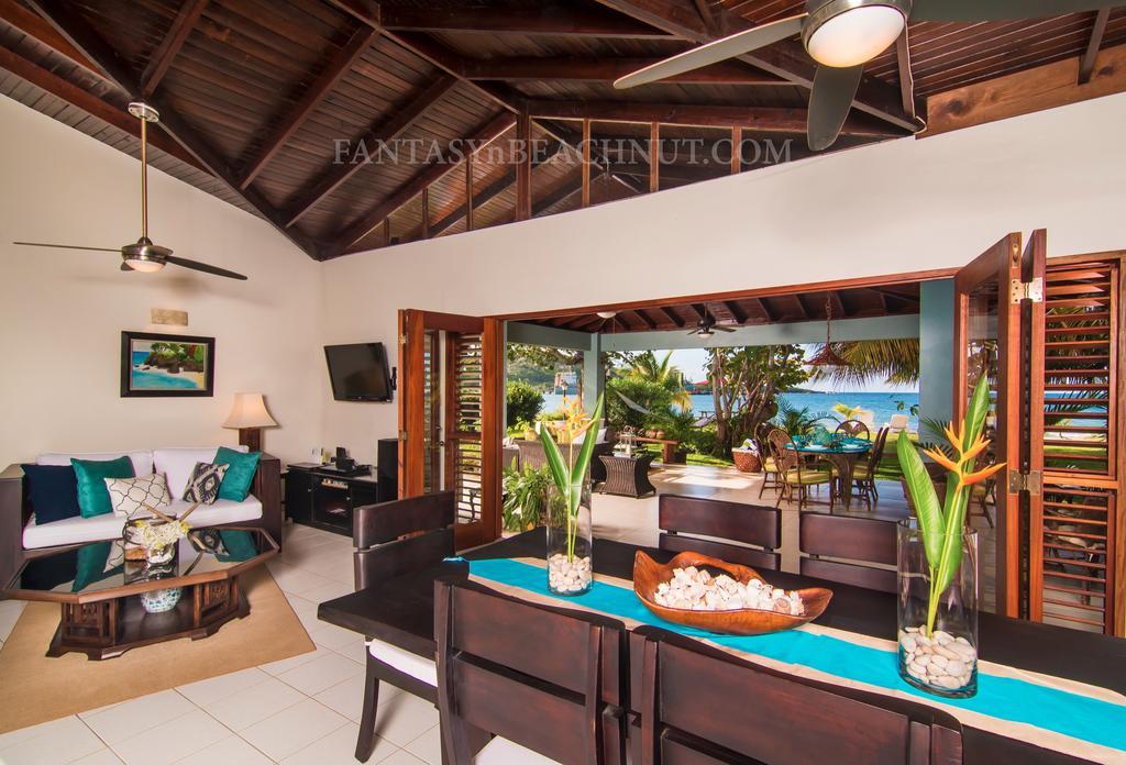 Fantasy & Beachnut Villas * Rio Bueno Harbour