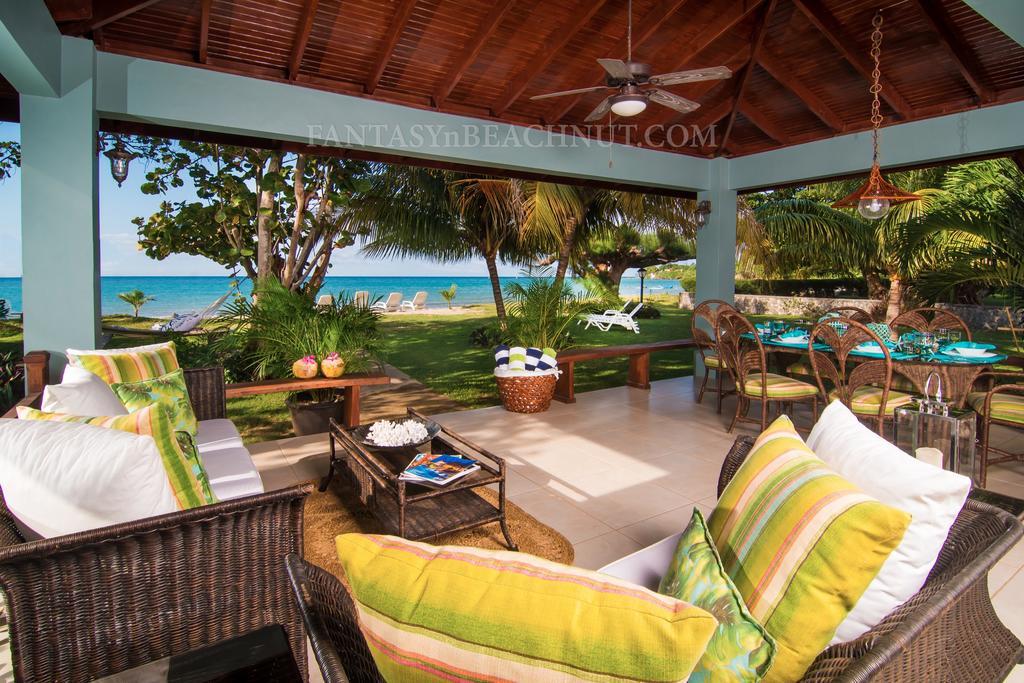 Fantasy & Beachnut Villas Rio Bueno Harbour