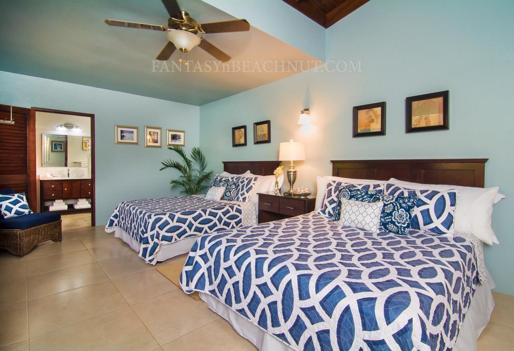 Villa Fantasy & Beachnut Villas *