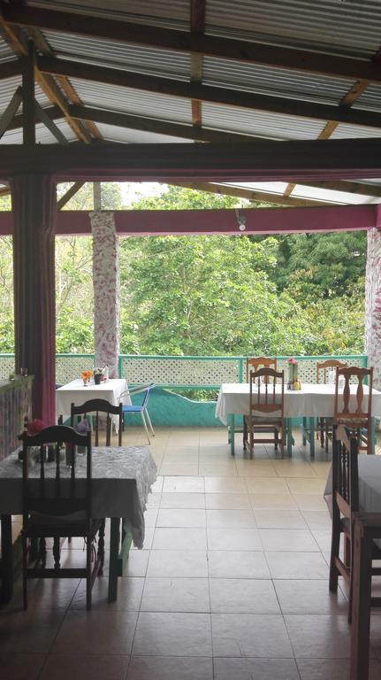 Blue Mango Cottages * Castara