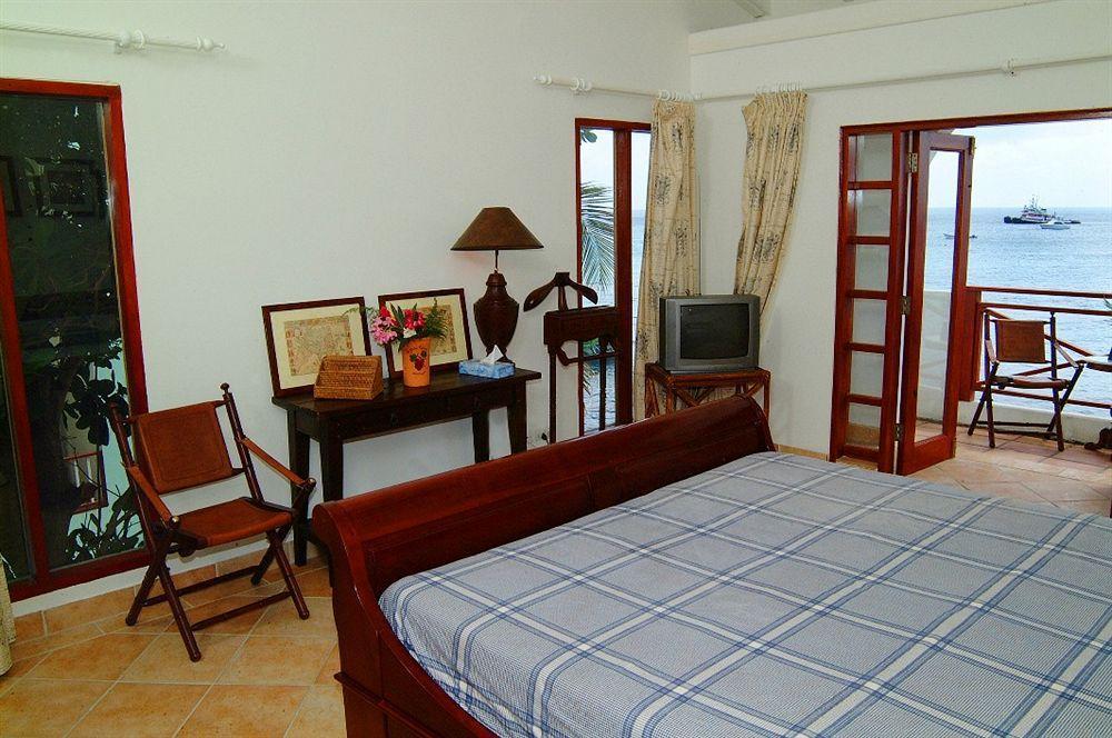 The Old Gin House Aparthotel