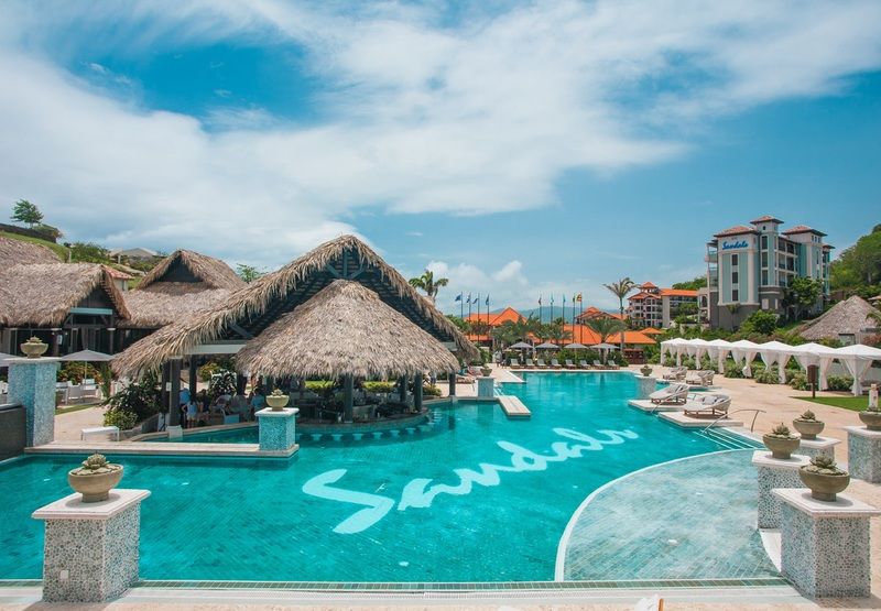 Lasource (adults Only) 4*