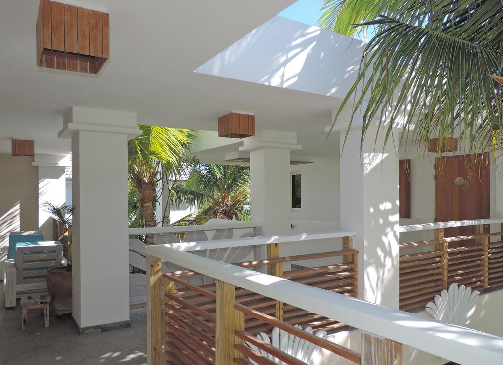 Les Ondines Sur La Hotel