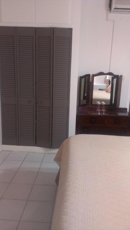 Paradise Hotel