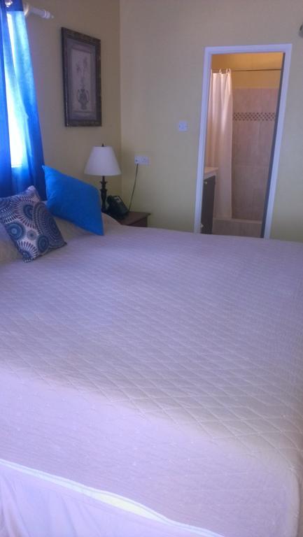 Hotel Paradise Kingstown