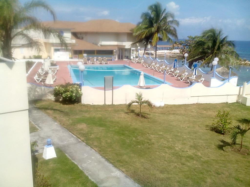 Hotel Club Ambiance (adults Only) 3*