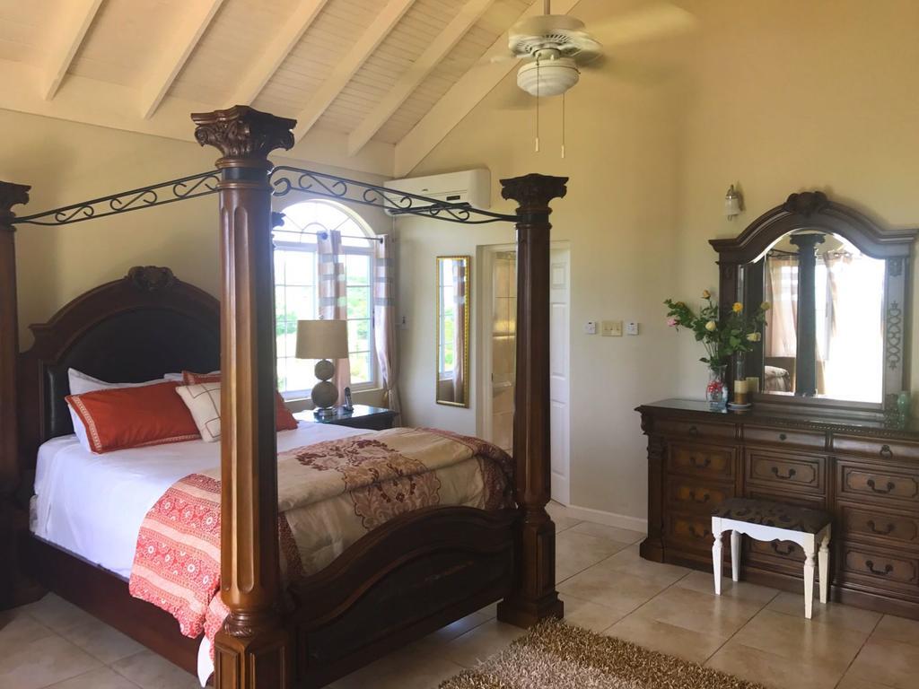 Guest house Retreat Falmouth