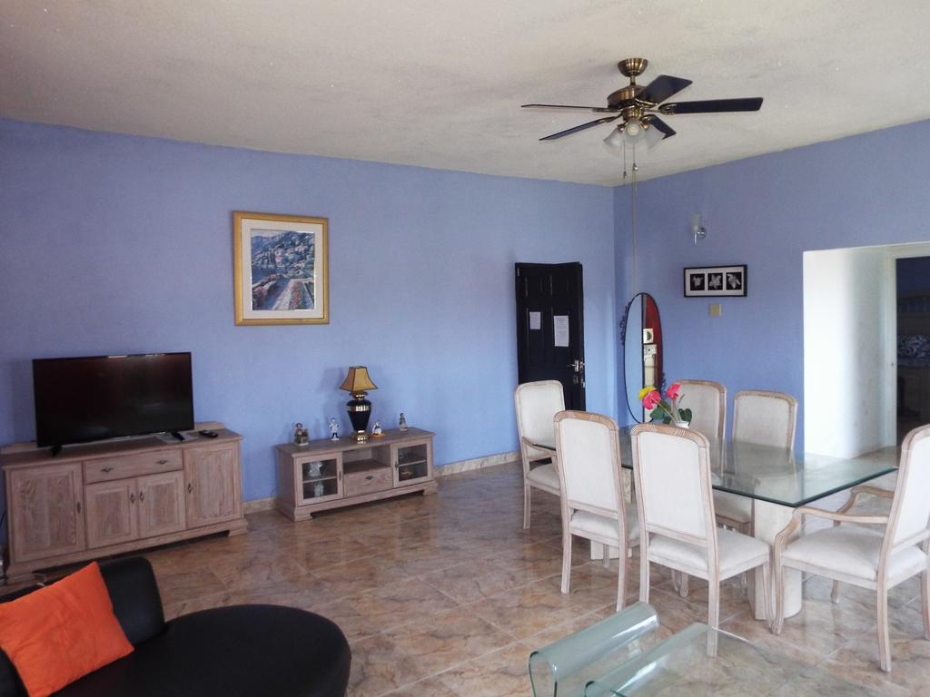 Guest house Little Savoy