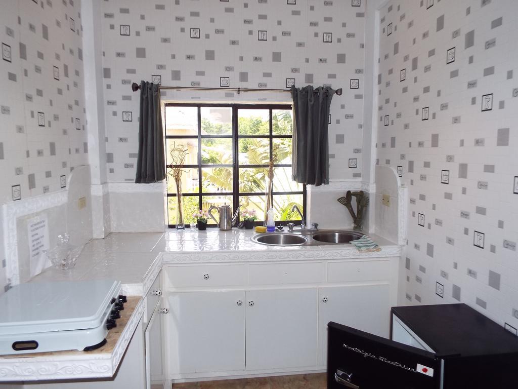 Guest house Little Savoy