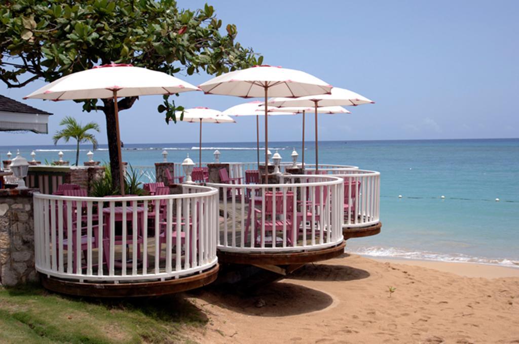 Shaw Park & Hotel