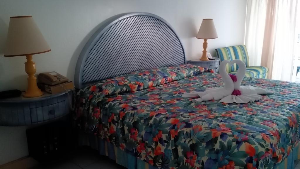 Hotel Shaw Park &
