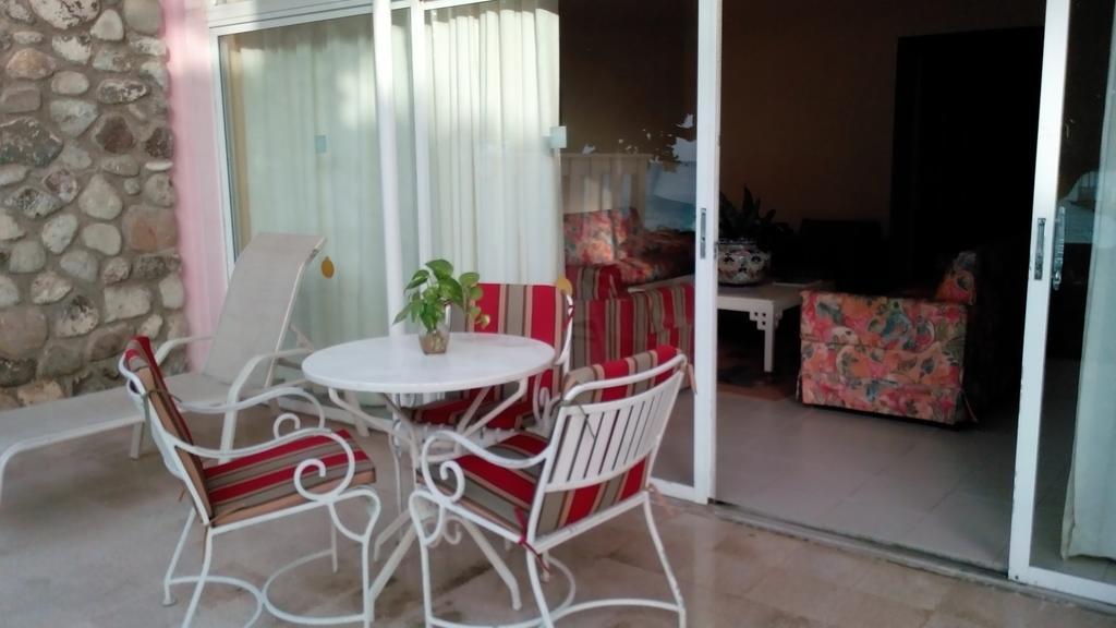 Shaw Park & Hotel Ocho Rios
