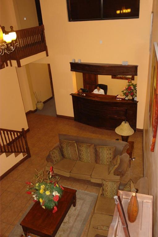 Turks And Caicos Airport Hotel 2*