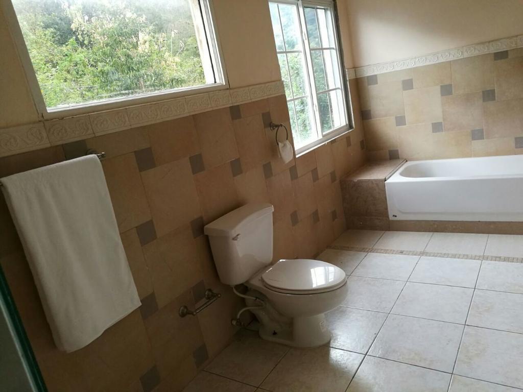 Villa Chancery Hall 3 Bedroom Villa Kingston
