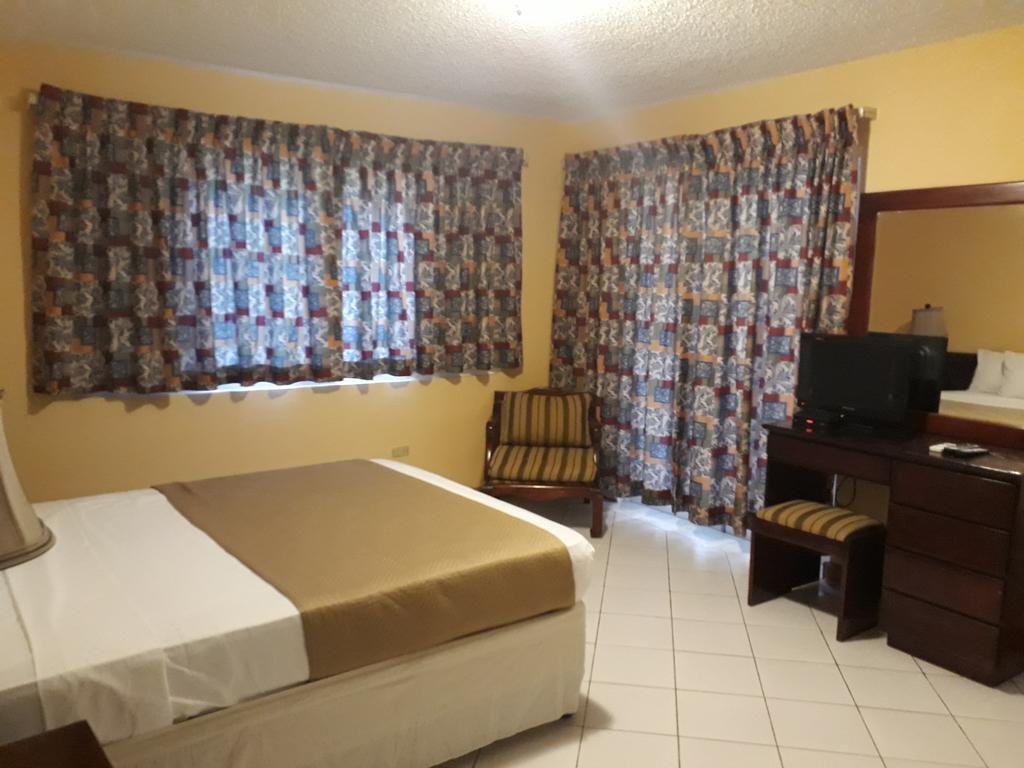 At The Ridge 3* Ocho Rios