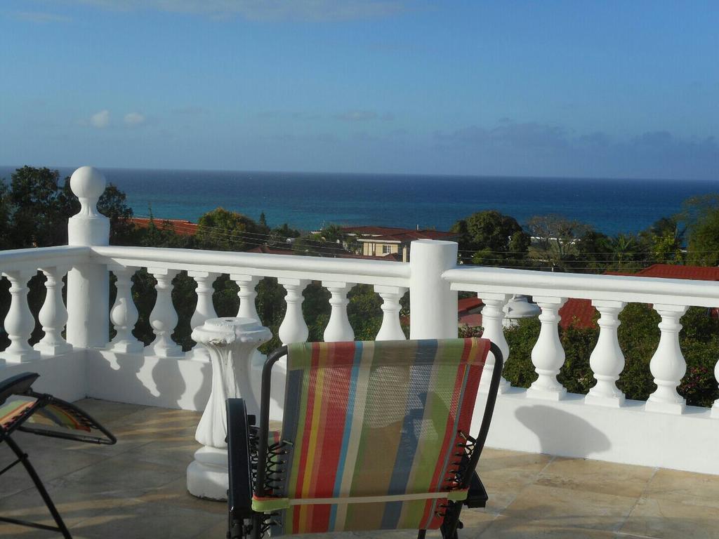Royal Vista Villa *